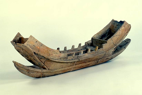 Boat-shaped haniwa (National Important Cultural Property)
